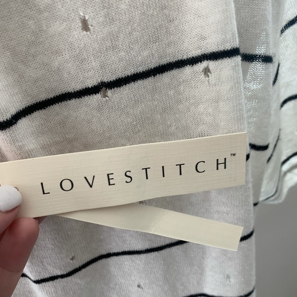 NWT Love Stitch Casual Distressed Top - Picture 5 of 6